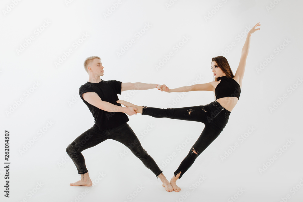 The two modern ballet dancers | Dance photography poses, Dance picture poses,  Dance poses
