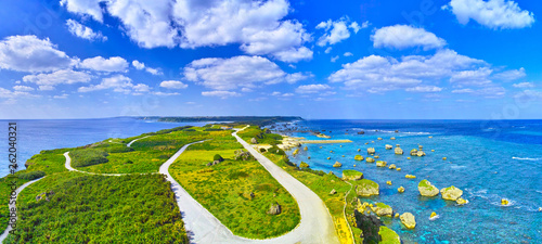宮古島。東平安名崎灯台から見た風景（パノラマ）