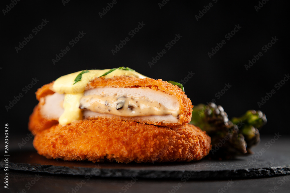 Crispy cordon bleu