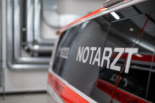 Foto Notarzt Fahrzeug