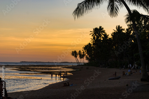 P  r do Sol na Praia