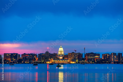 Bild auf Leinwand Madison Wisconsin across Lake Monona