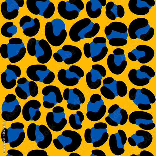 Leopard animal print. Vector seamless pattern.