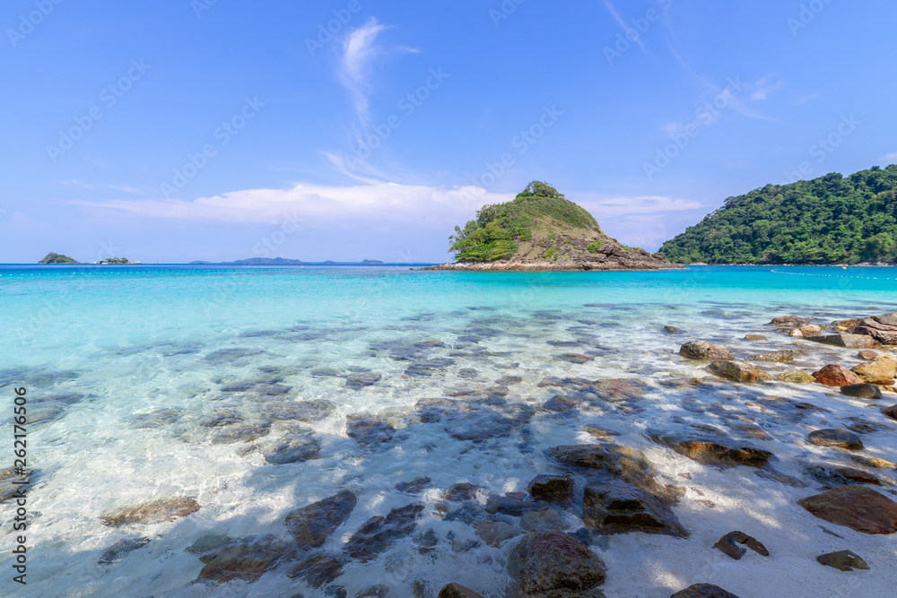 Fototapeta premium beautiful beach view Koh Chang island seascape at Trad province Eastern of Thailand on blue sky background , Sea island of Thailand landscape