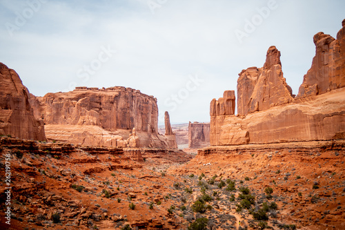 Arches National Park in Utah - famous landmark - travel photography © 4kclips