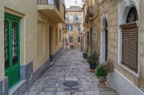 Fototapeta Naklejka Na Ścianę i Meble -  Street in Birgu (Vittoriosa), Malta