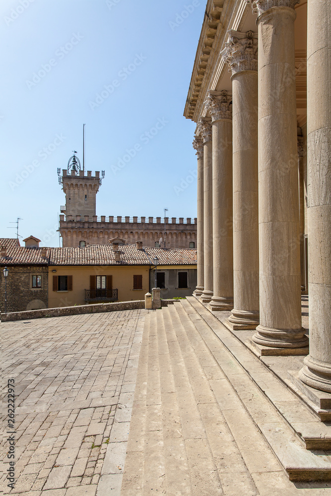 Column Building in San Marino (Italy)