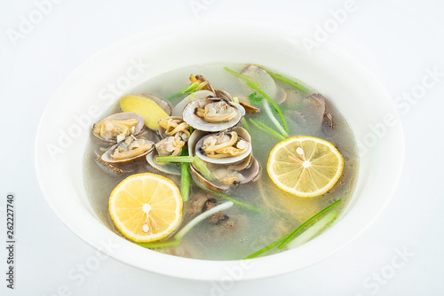 Nutritious and delicious flower soup