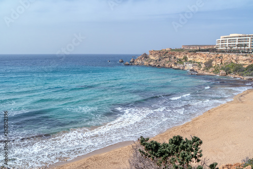 Obraz na płótnie Beach at resort Ghajn Tuffieha, Mgarr, Malta w salonie