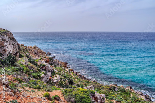 Obraz na płótnie Ghajn Tuffieha Bay, Mgarr, Malta w salonie