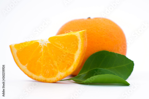 Fototapeta Naklejka Na Ścianę i Meble -  fresh orange slices on white background
