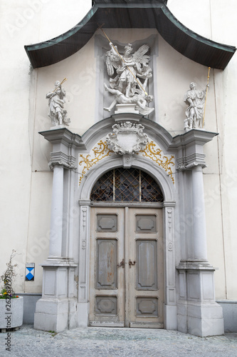 Hauptportal der Stadtpfarrkirche Wels