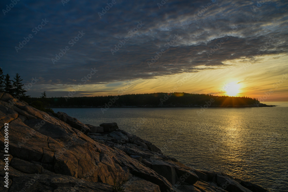Obraz premium Otter Point Sunrise