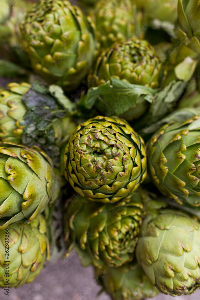 Fototapeta premium Upper view shot of artichokes