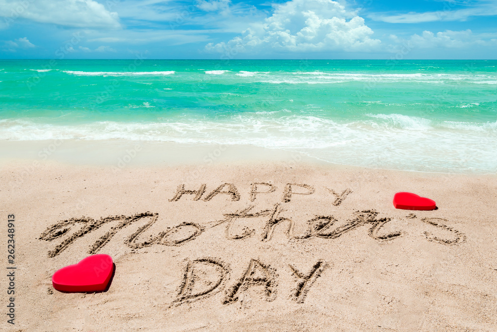 Happy Mothers day beach background with handwritten lettering Stock ...