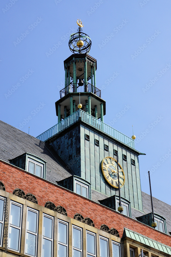 stadt emden,norddeutschland,turm vom rathaus