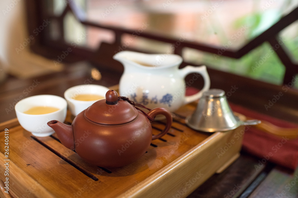 © wooooooojpn - Chinese tea house in Taichung, Taiwan　台中（台湾）の茶藝館