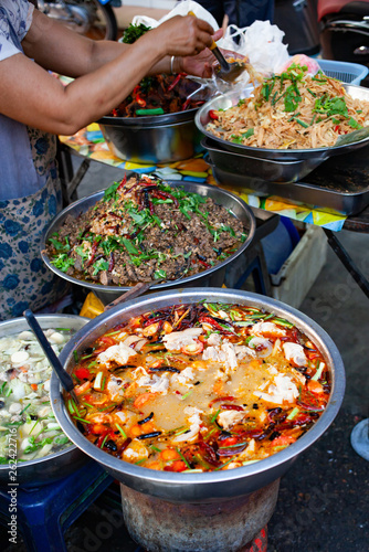 Canvas Print delicious fresh street food in Thailand - top view - Thai Curry, Tamarind, Tom Y
