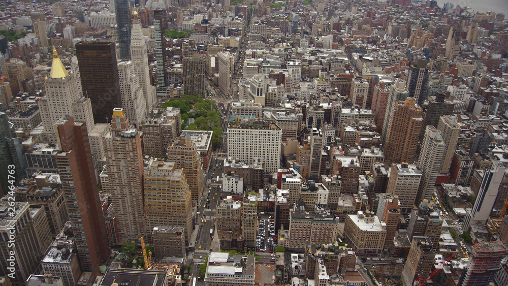 Fototapeta premium New York, Usa:Aerial view of Manhattan midtown and downtown skyscrapers 