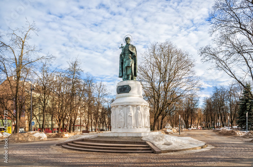 Памятник Княгине Ольге Monument to Princess Olga