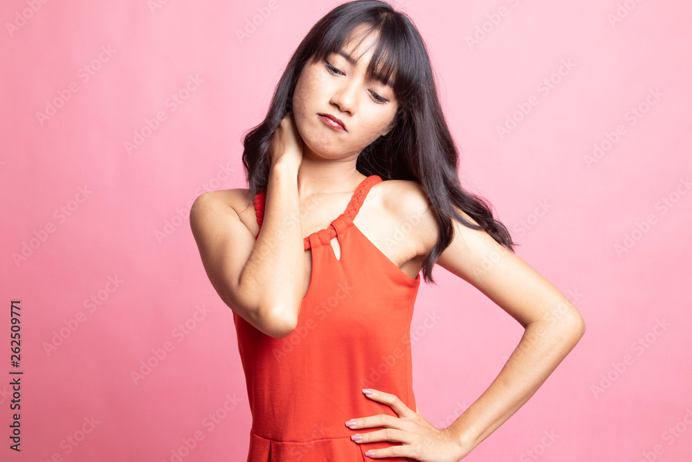 Young Asian woman got neck pain. Young Asian woman got neck pain.