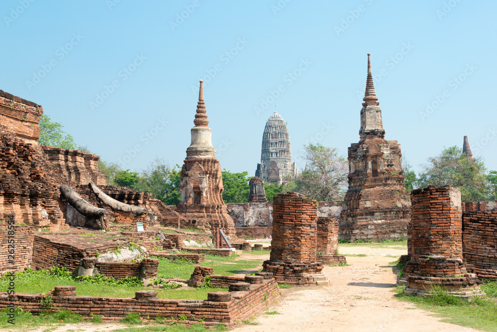 Fototapeta premium Ayutthaya, Thailand - Apr 10 2018: WAT MAHATHAT in Ayutthaya, Thailand. It is part of the World Heritage Site - Historic City of Ayutthaya.