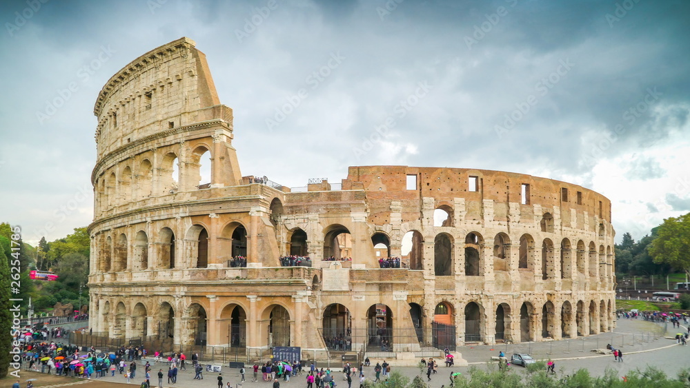 16082_The_ancient_landmark_called_the_Colosseum_in_Rome_in_Italy.jpg