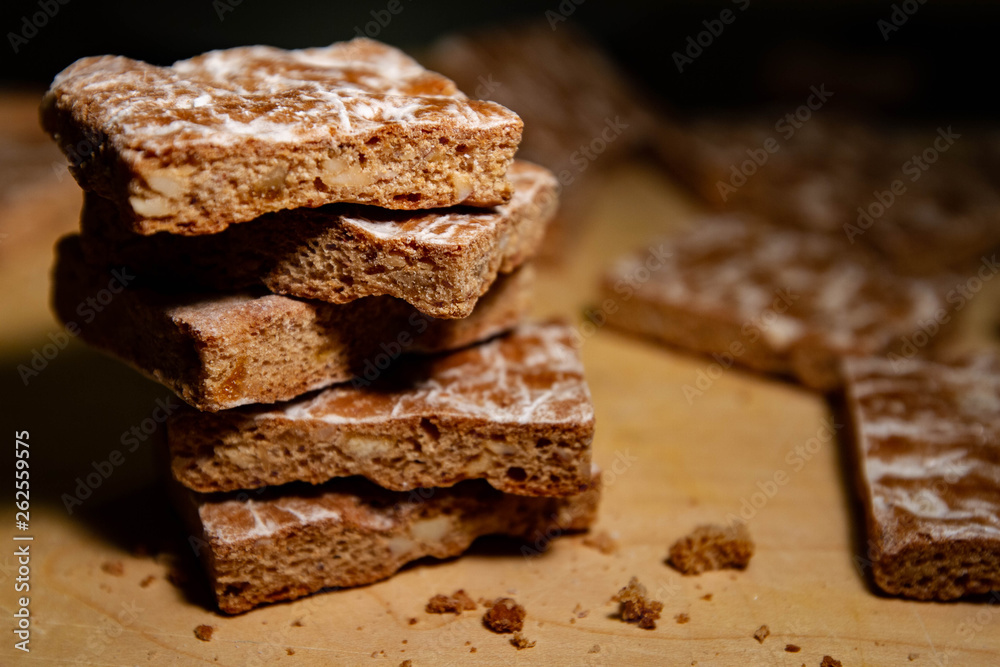 Wunschmotiv: Basler Leckerli - Schweizerische Delikatessengebäck #262559575