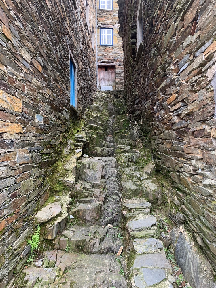 Casas de xisto típicas de Portugal, Piodão Stock Photo Adobe Stock