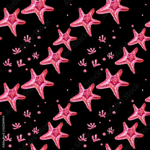Seamless pattern with starfish and algae.