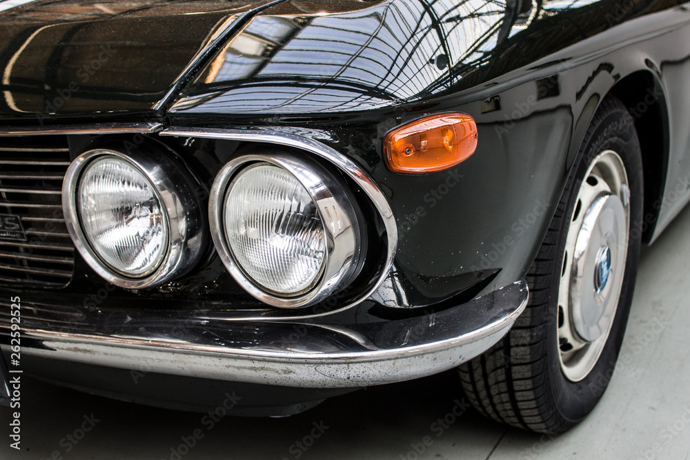 classic car_detail