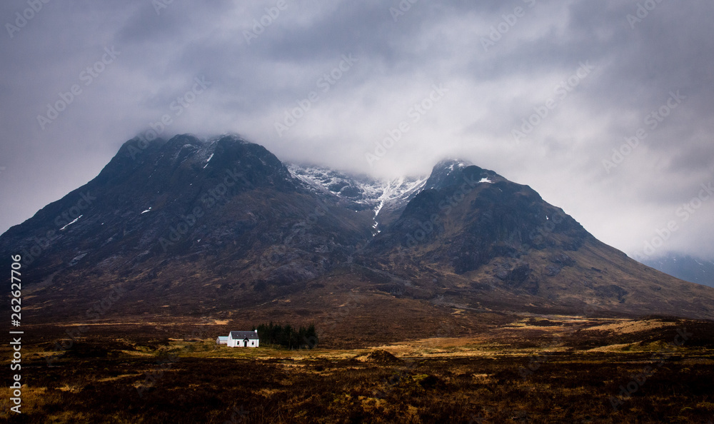Fototapeta premium mountains and clouds