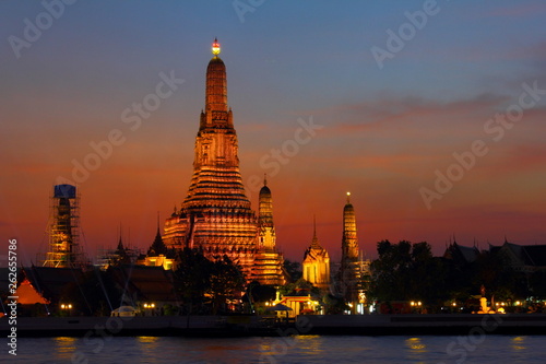 Wat Arun, Historic Temple in twilight, Bangkok Thailand