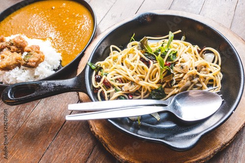 Spicy Spaghetti with Baby Clams photo