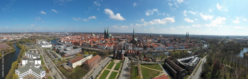 Lübeck Panorama Luftbild Holstentor