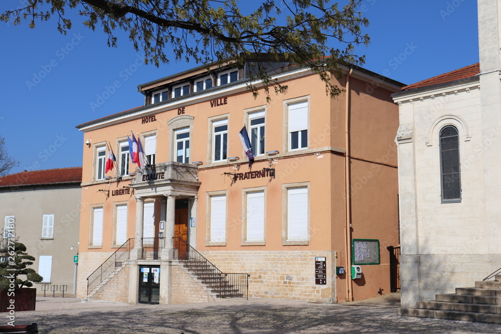 Mairie du Village de Mions - Hôtel de Ville - Rhône - France