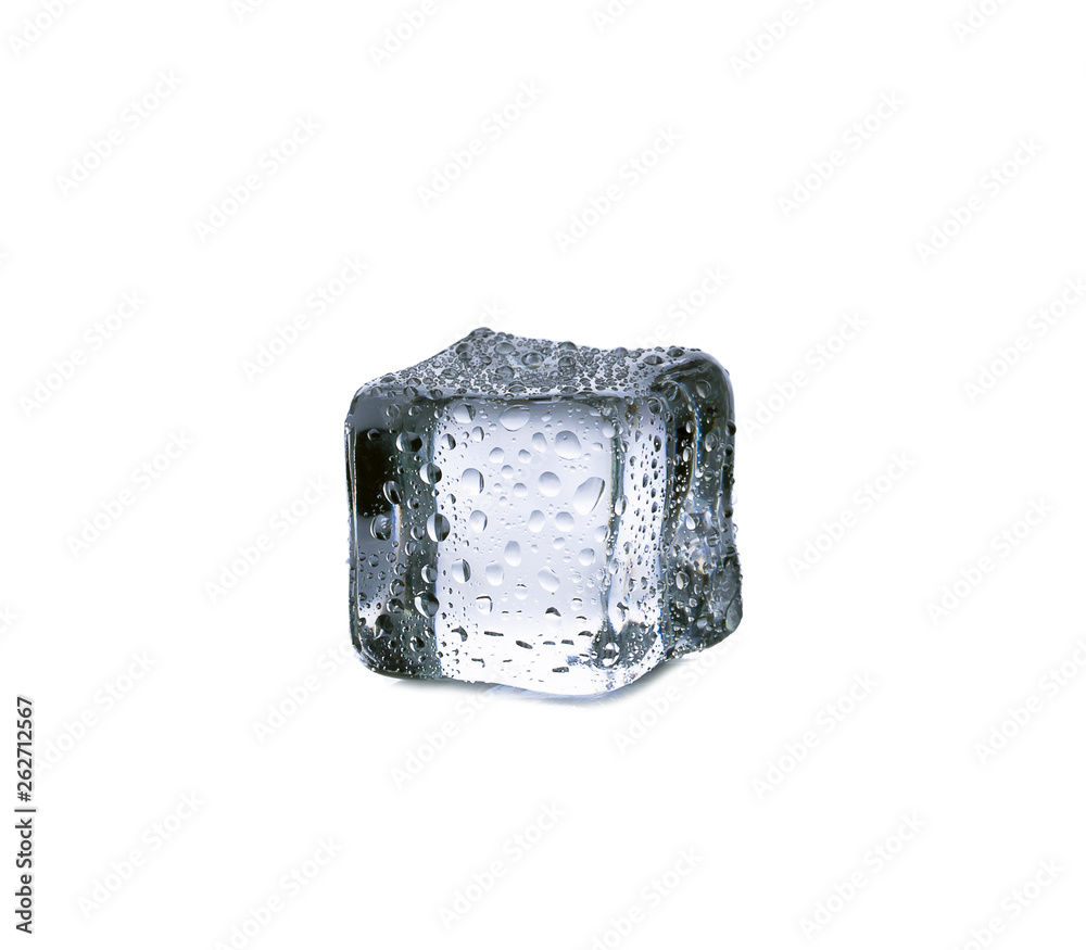 Obraz premium ice cubes on white background