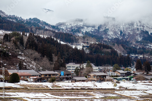 Shirakawago in Winter © ikate25