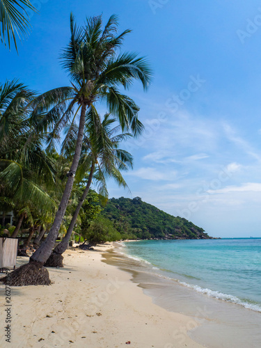 Beautiful pictures of sandy beaches on Koh Phangan. Thailand