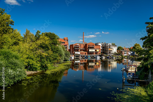 Wohnen am Wasser: Renovierte Industriebauten an der "Näthewinde" in Brandenburg an der Havel