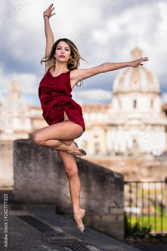 Ballerina Roma