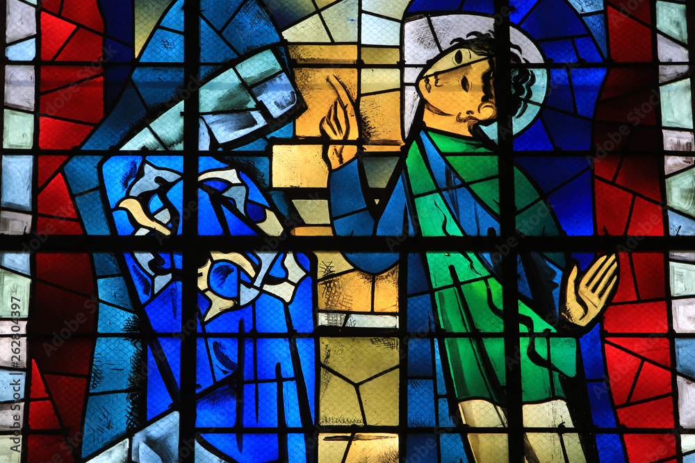Jeanne d'arc. Abbatiale Saint-Pierre Notre-Dame des Ardents. / Joan of Arc. Stained Glass Window. 