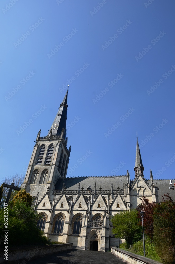 Eglise Notre-Dame d’Alsemberg (Brabant flamand-Belgique) Eglise Notre-Dame d’Alsemberg (Brabant flamand-Belgique)