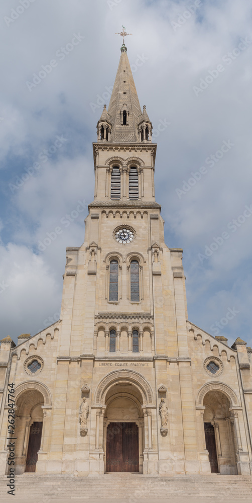 Basilique Saint Denys d'Argenteuil dans le Val d'Oise 