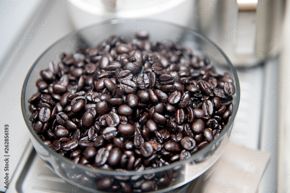Roasted coffee beans background - Image Roasted coffee beans background - Image