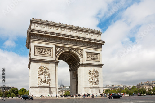 Paris, France - August 2011: Arch of Triumph at the champs elysees avenue in Paris, It is one of the famous landscape in Paris, France © Yü Lan