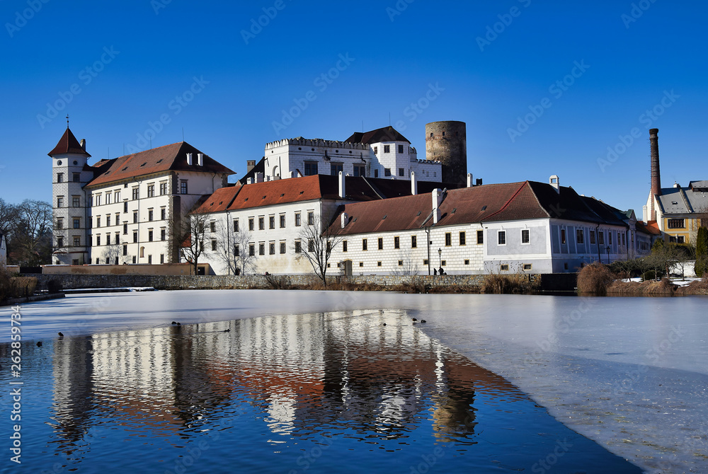 Neuhaus castle