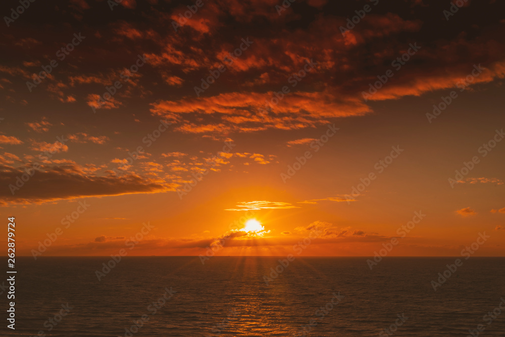 Sonnenuntergang, Urlaub am Meer