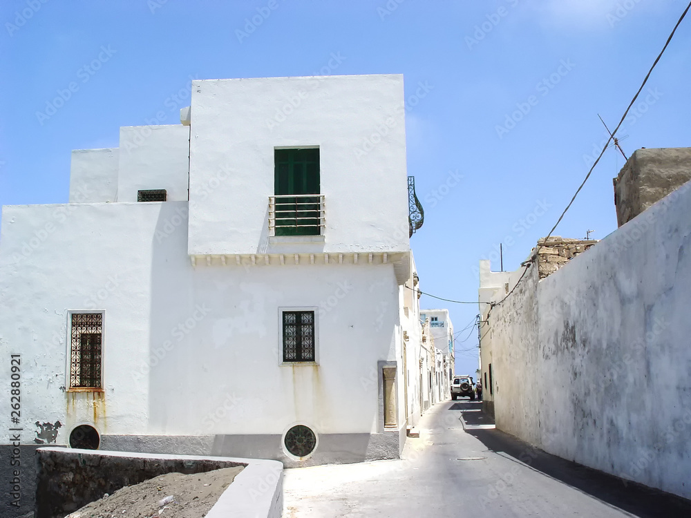 Narrow streets of the Tunisian city of Mahdia