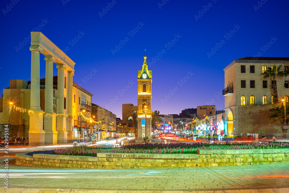 Obraz premium Jaffa Clock Tower at Yefet street near Tel Aviv